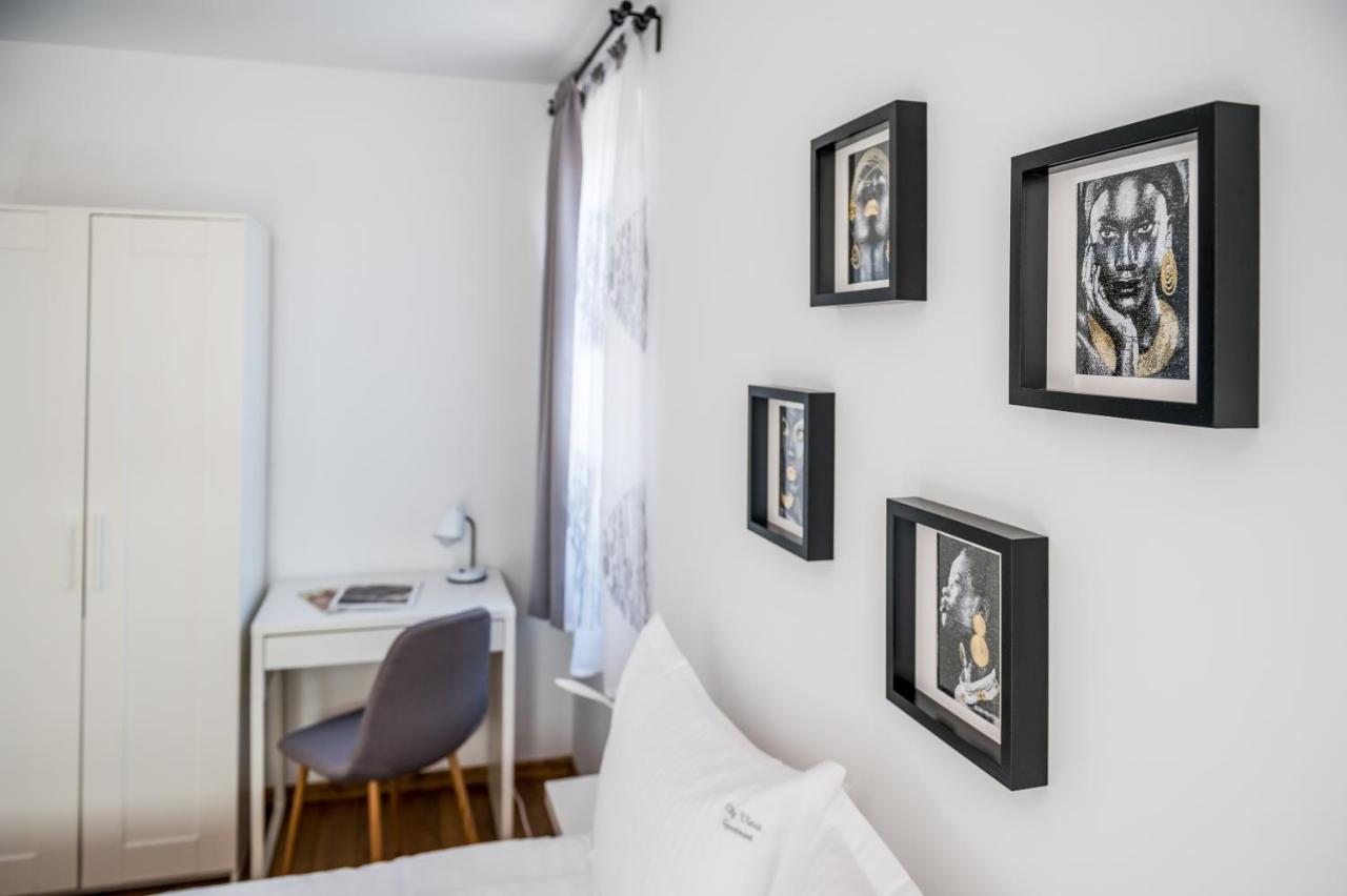 City View Apartment With 2 Bedrooms And Free Garage بلاغويفغراد المظهر الخارجي الصورة