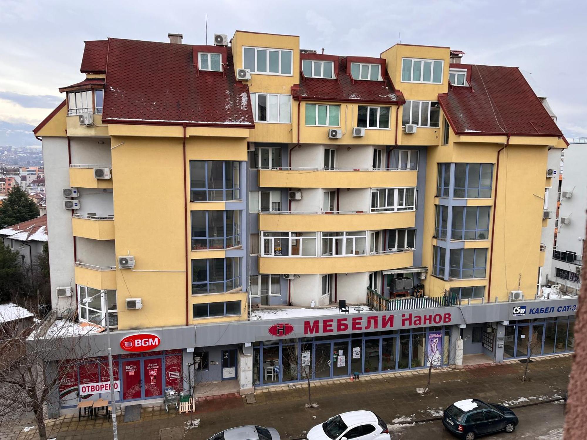 City View Apartment With 2 Bedrooms And Free Garage بلاغويفغراد المظهر الخارجي الصورة